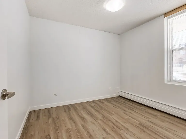 2010 Hope St SW #104 — Photo 14