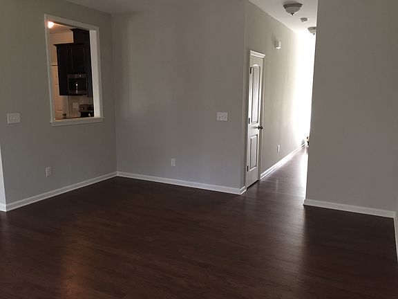 3rd image of 233 Blue Bay Ln