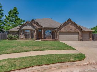 805 N Caddell Way, Mustang, OK 73064