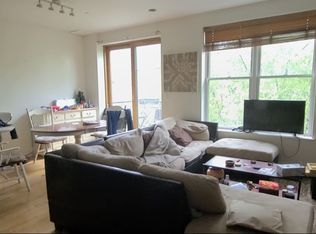 252 Richardson St #3B, Brooklyn, NY 11222