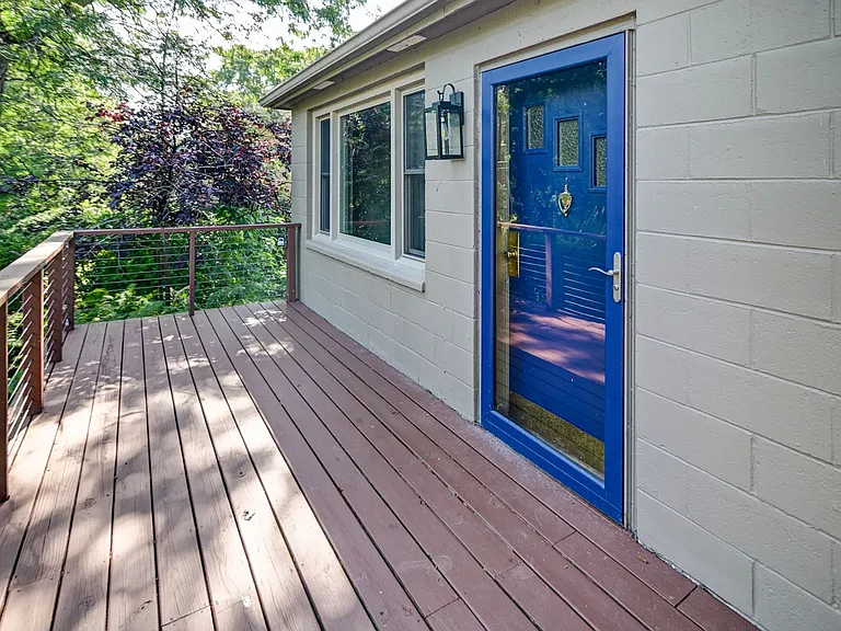 1404 Wyldhaven Ave — Photo 23