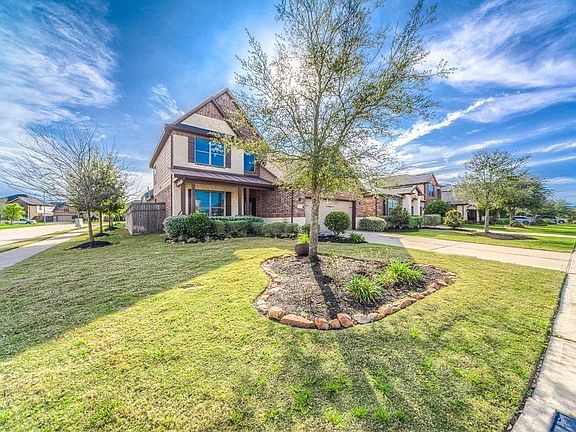 2nd image of 27303 Aspen Falls Ln