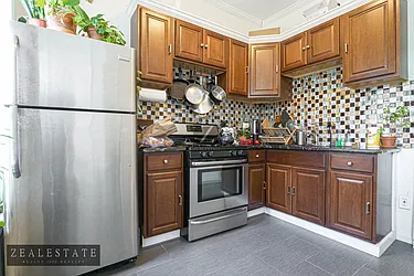 Rented by ZealEstate Group Inc