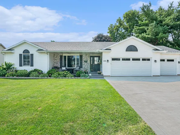 201 Timber Valley Blvd, Millersburg, IN 46543