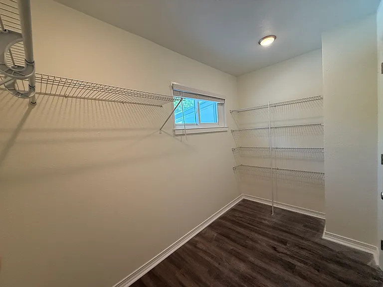 28 E Wild Briar Rd #C — Photo 23