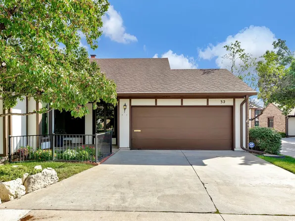 641 N Woodlawn St APT 32, Wichita, KS 67208