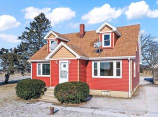 22120 18th St, Union Grove, WI 53182