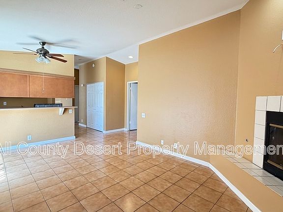 3rd image of 79891 Avenue 42 Unit 1