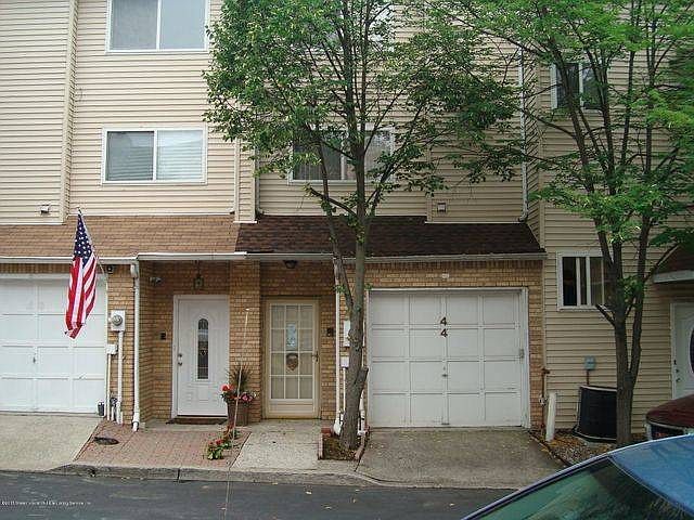 1st image of 44 Ashley Ln