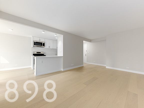 3rd image of 135 W 96th St #9EF