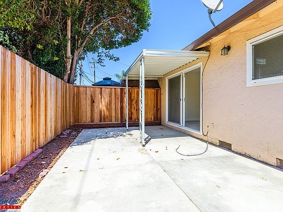 3rd image of 2630 Bowers Ave #3
