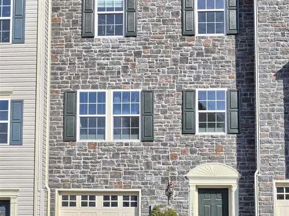 1265 Stonehaven Way, York, PA 17403