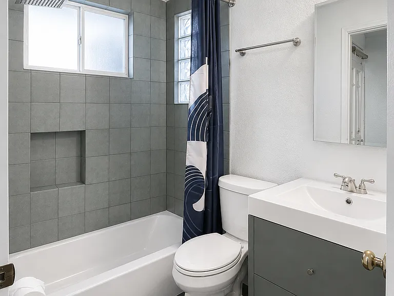1211 Garden St — Photo 13