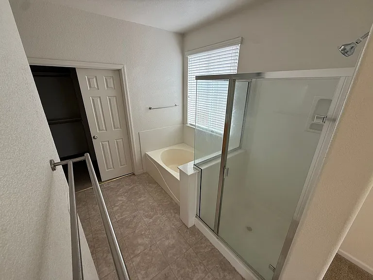 4724 Millner Way — Photo 8