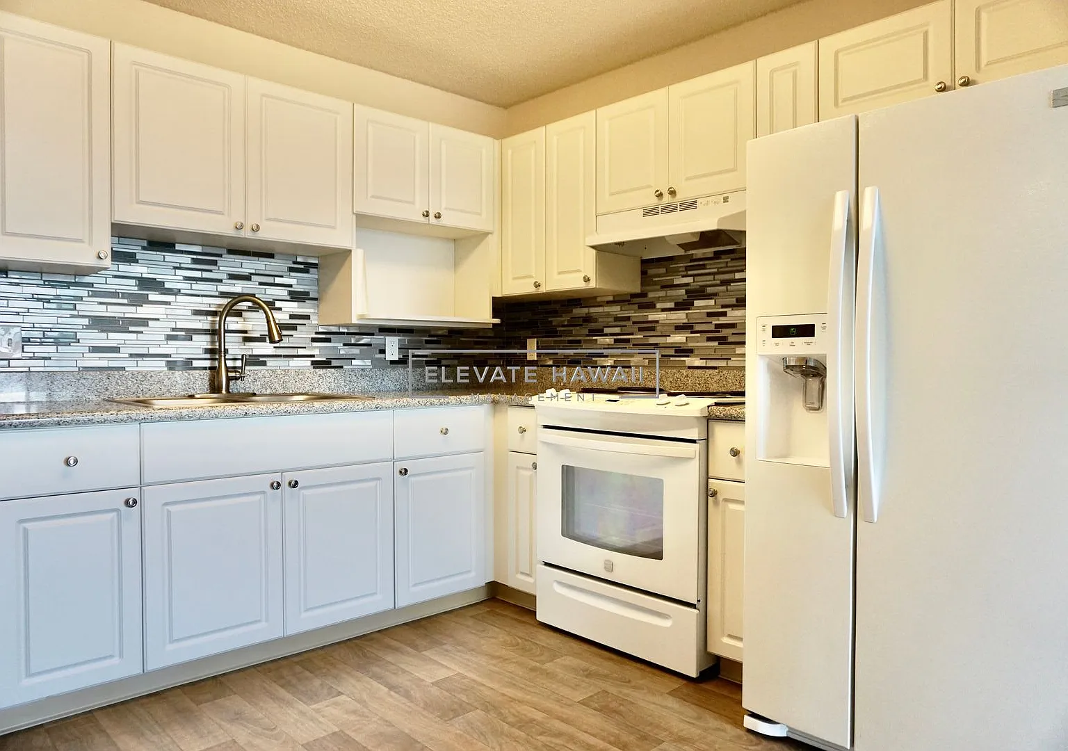 1 Bedroom Condo Unit In Highly Desirable Kakaako — Photo 1