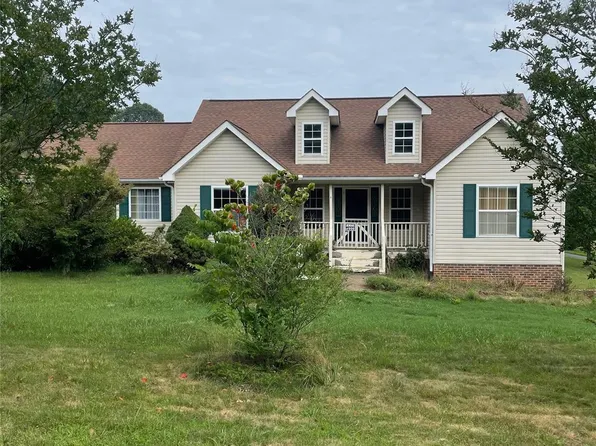 4 Grace Anna Ln, Alexander, NC 28701