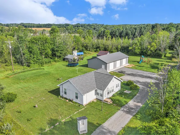 288 W Johnson Rd, Scottville, MI 49454