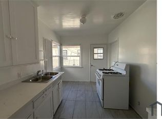 14210 Sylvan St #3, Van Nuys, CA 91401