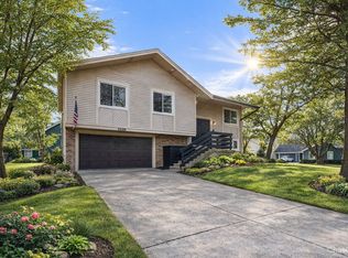 5209 Keene Ln, Hanover Park, IL 60133