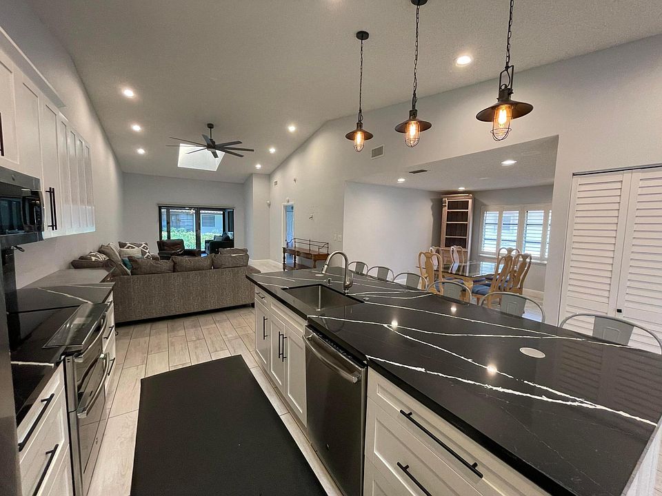 1st image of 6157 Sunny Pointe Circle