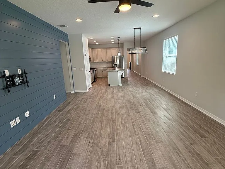 8258 Bayliss Ct — Photo 5
