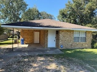 490 S 9th St, Ponchatoula, LA 70454