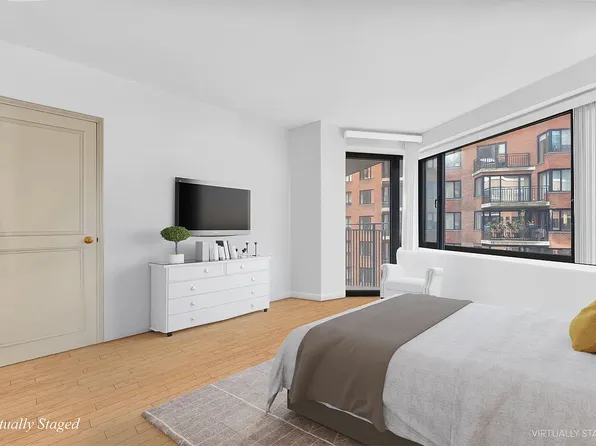 60 Sutton Place South 11FN image 3 of 9