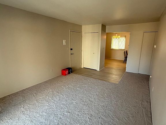 4th image of 29225 Hayes Rd APT 11