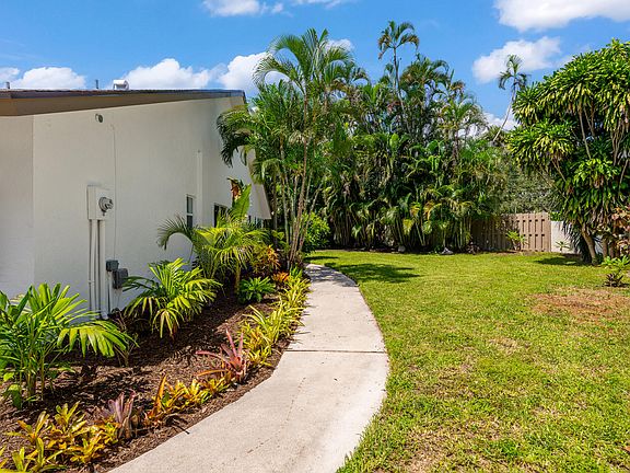 5th image of 200 SW 29th Avenue