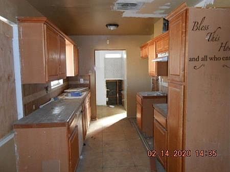 3rd image of 661 Lance Dr