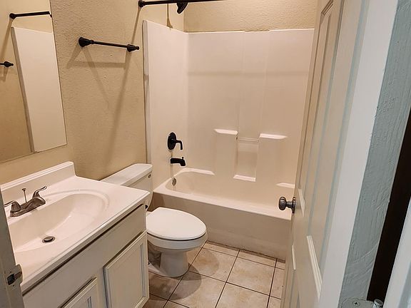 5th image of 1717 W Carol Ave APT 4