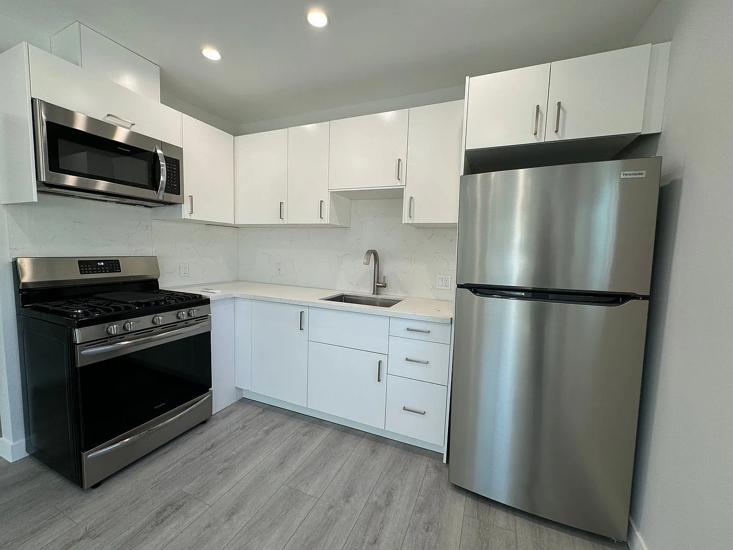 All New 1 bedroom 1 bath ADU with a Private Yard Ready to move in — Photo 1