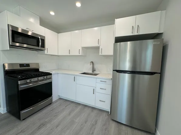 11517 Balboa Blvd, Granada Hills, CA 91344