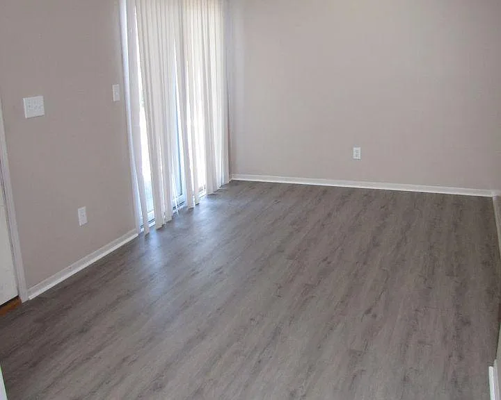 10235 Riverstone Cir — Photo 6