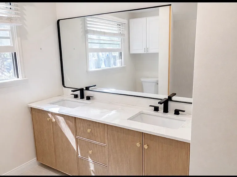 344 S Elm Dr #1 — Photo 5