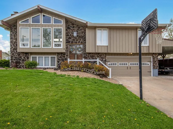 1818 Beacon St, Mexico, MO 65265