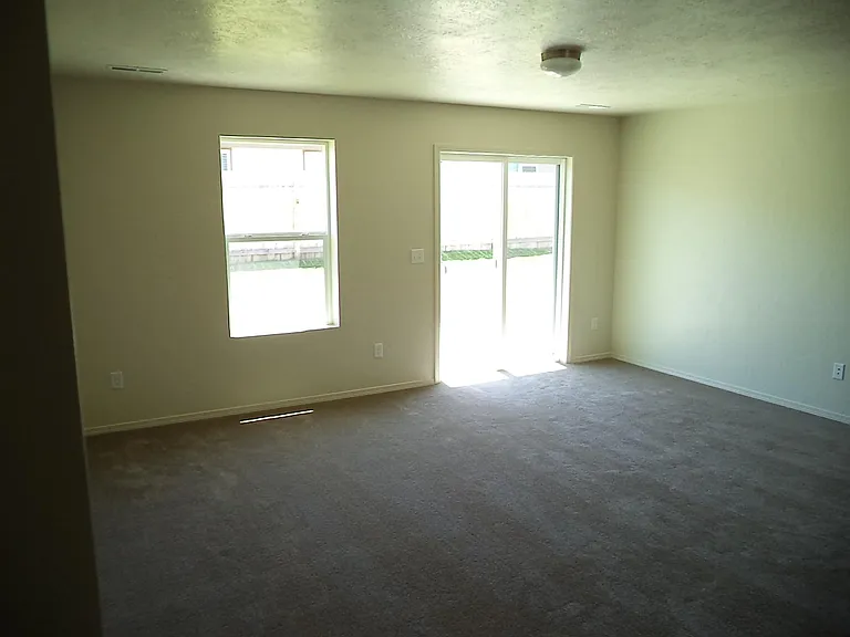 9715 Stonewood Dr — Photo 6