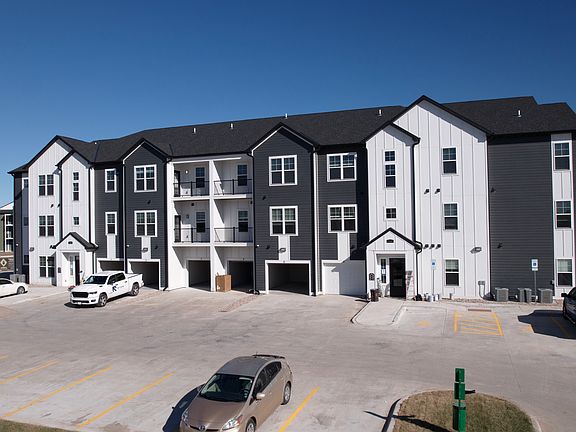 3rd image of 2314 Hudson Way #204