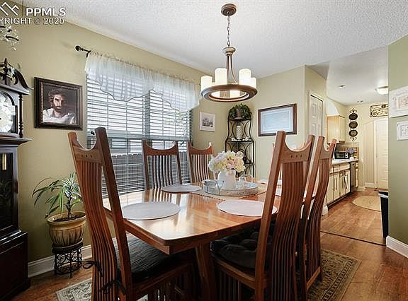 5th image of 6151 Desoto Dr