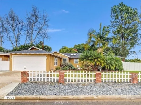 10221 Roselee Dr, Garden Grove, CA 92840