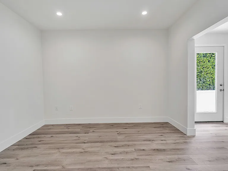 7740 Exchange Pl #7 — Photo 8
