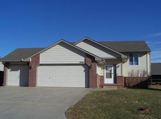 5840 N Kerman Ct, Wichita, KS 67219