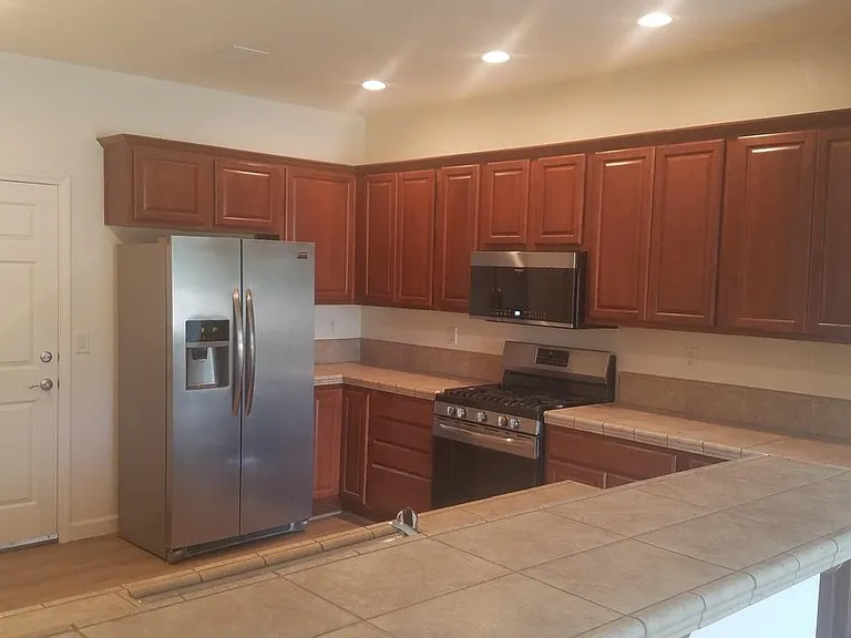11034 Colton Dr — Photo 4