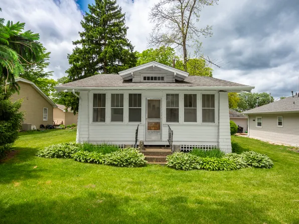 42986 N Lenora St, Antioch, IL 60002