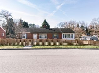 2520 Fairway Dr SW, Roanoke, VA 24015