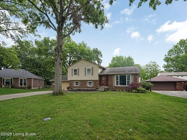 8703 Bards Ct, Louisville, KY 40299