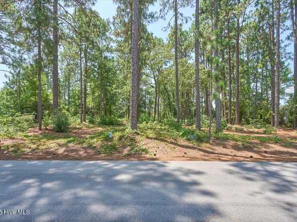 16 Moore Drive, Pinehurst, NC 28374