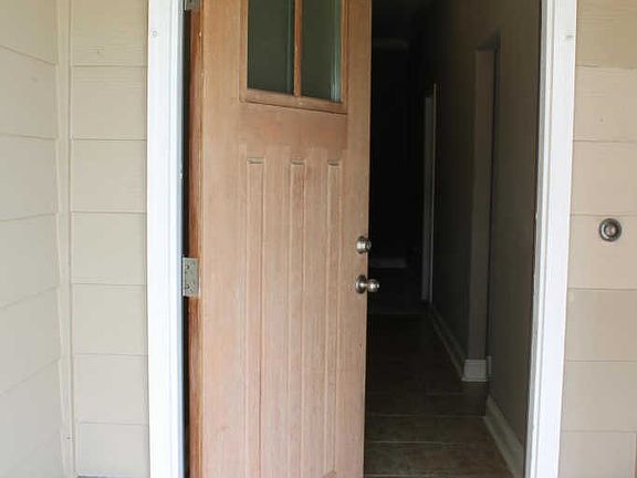 3rd image of 2698 Hartman Ct