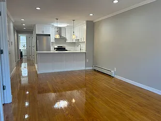 414 Halsey Street, #2