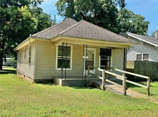 1404 Chess Ave, Parsons, KS 67357